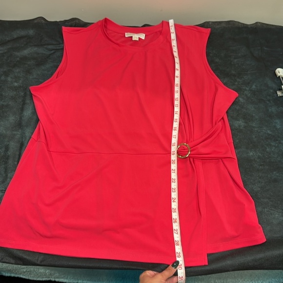 🔥NWOT Michael Kors Vibrant Red Muscle Tee🔥 - Picture 3 of 7